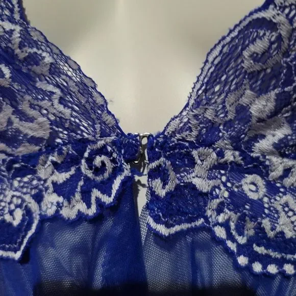 Lace Chemise Babydoll V Neck with Thong Lingerie Set - Picture 6 of 9